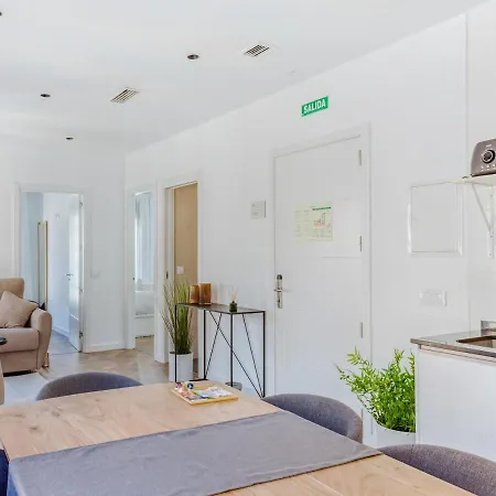公寓式酒店 Limehome Calle Ancha Del Carmen - Digital Access 马拉加