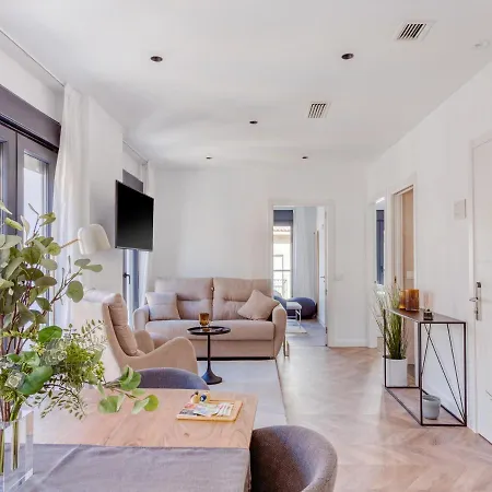 Limehome Calle Ancha Del Carmen - Digital Access 公寓式酒店