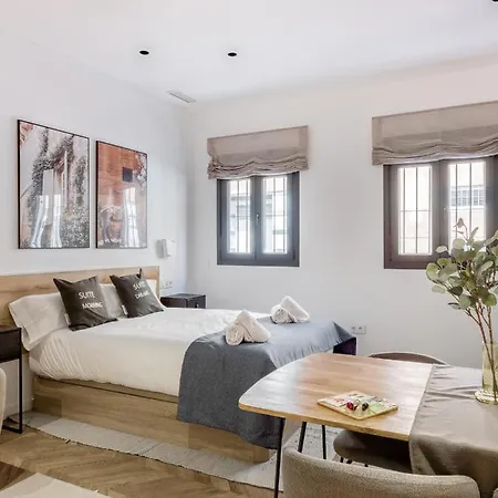 公寓式酒店 Limehome Calle Ancha Del Carmen - Digital Access 3*