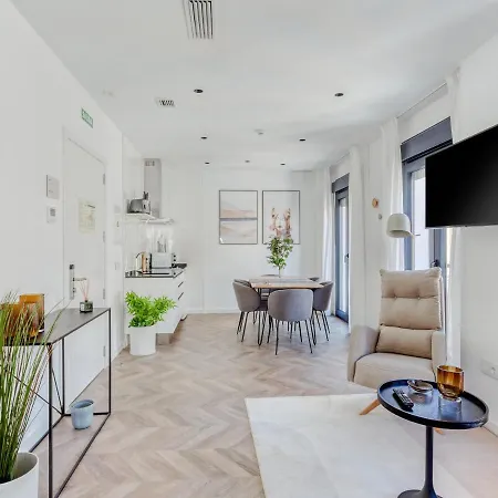 Limehome Calle Ancha Del Carmen - Digital Access 公寓式酒店 马拉加